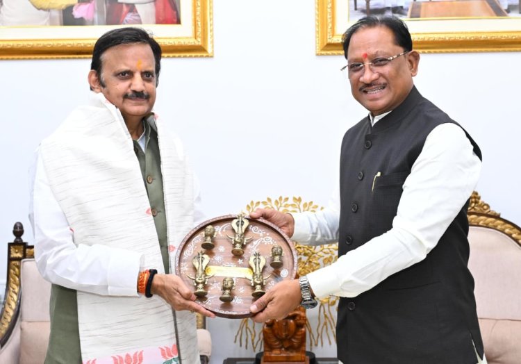 *मुख्यमंत्री से मध्यप्रदेश के उपमुख्यमंत्री श्री राजेंद्र शुक्ल ने की सौजन्य मुलाकात*